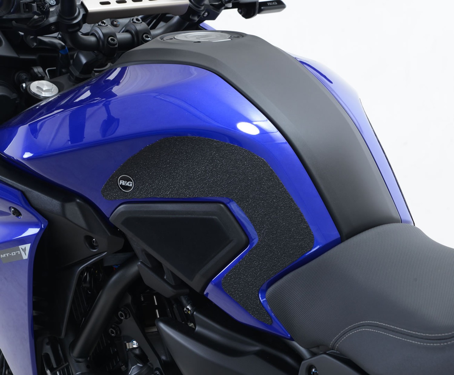R&G Racing Tank Traction 2-Grip Kit for the Yamaha FJ-07 / Tracer 700 '16-'20 R&G Racing Tank Traction 2-Grip Kit for the Yamaha FJ-07 / Tracer 700 '16-'20